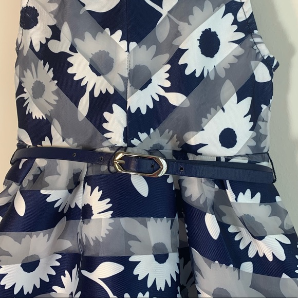 Girl size 4 Navy & White flower tank dress w/ belt underneath tulle formal - Picture 3 of 8